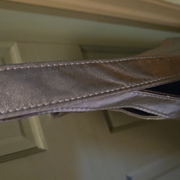 DISNEY THEME PARK AUTHENTIC EUC MICKEY TOTE BAG MICKEYS EARS ARE GLITTERY - Picture 7 of 8